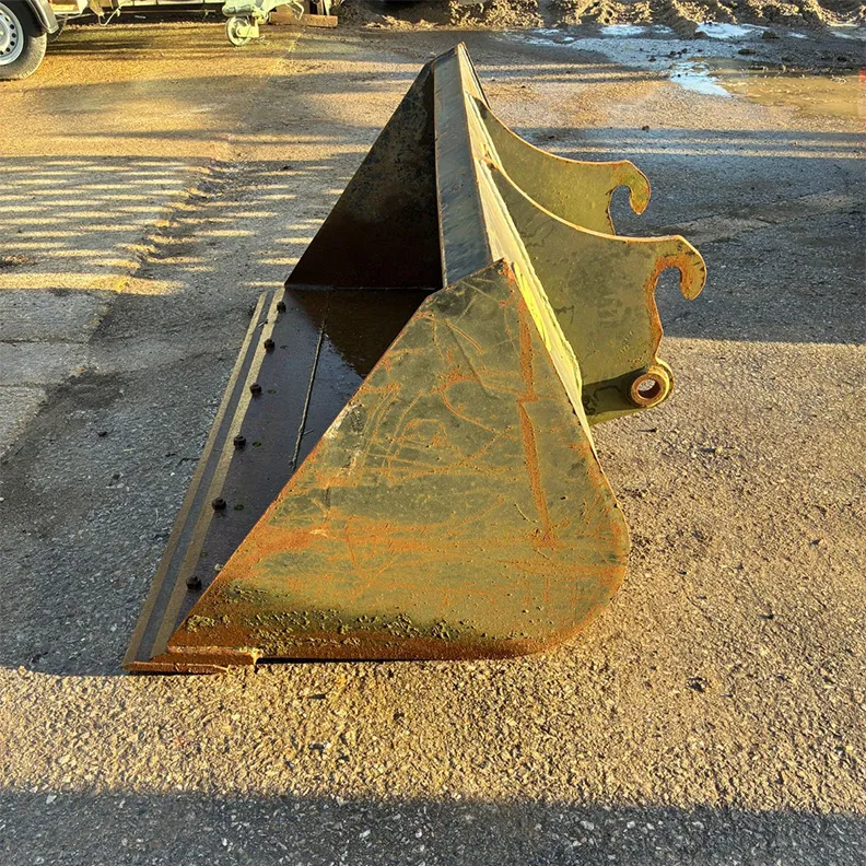 4m-6m Bucket Attachment JCB